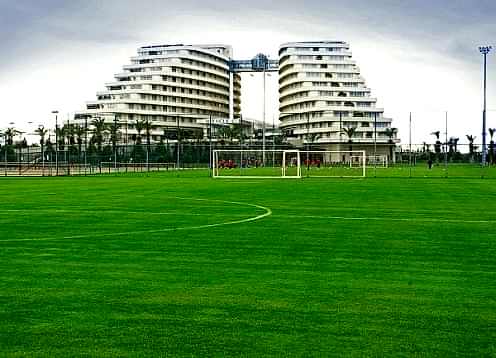 Miracle Otel Futbol Sahası